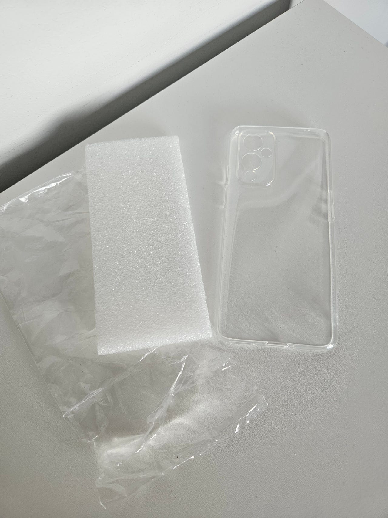 Samsung läpinäkyvä puhelinkuori