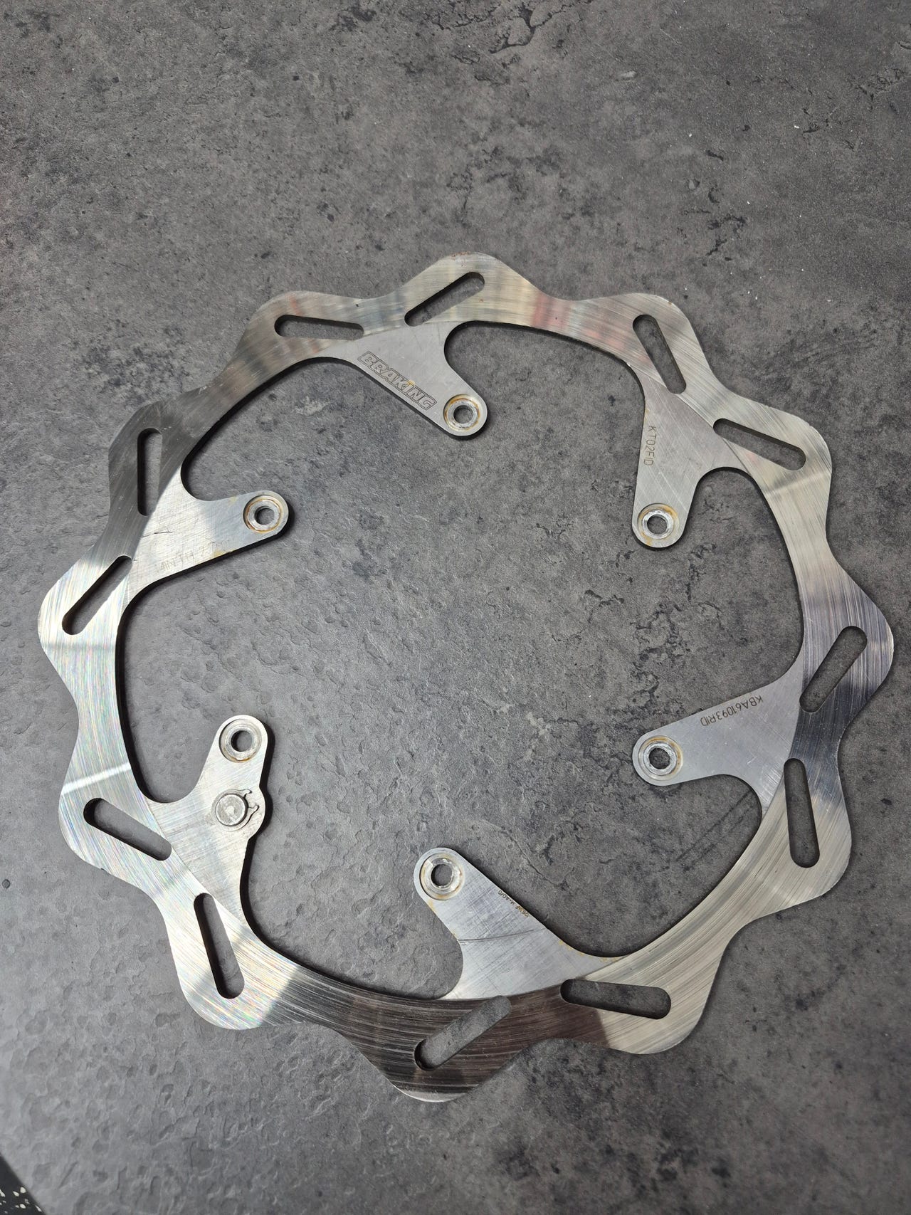 Etujarrulevy KTM / Husqvarna / GasGas