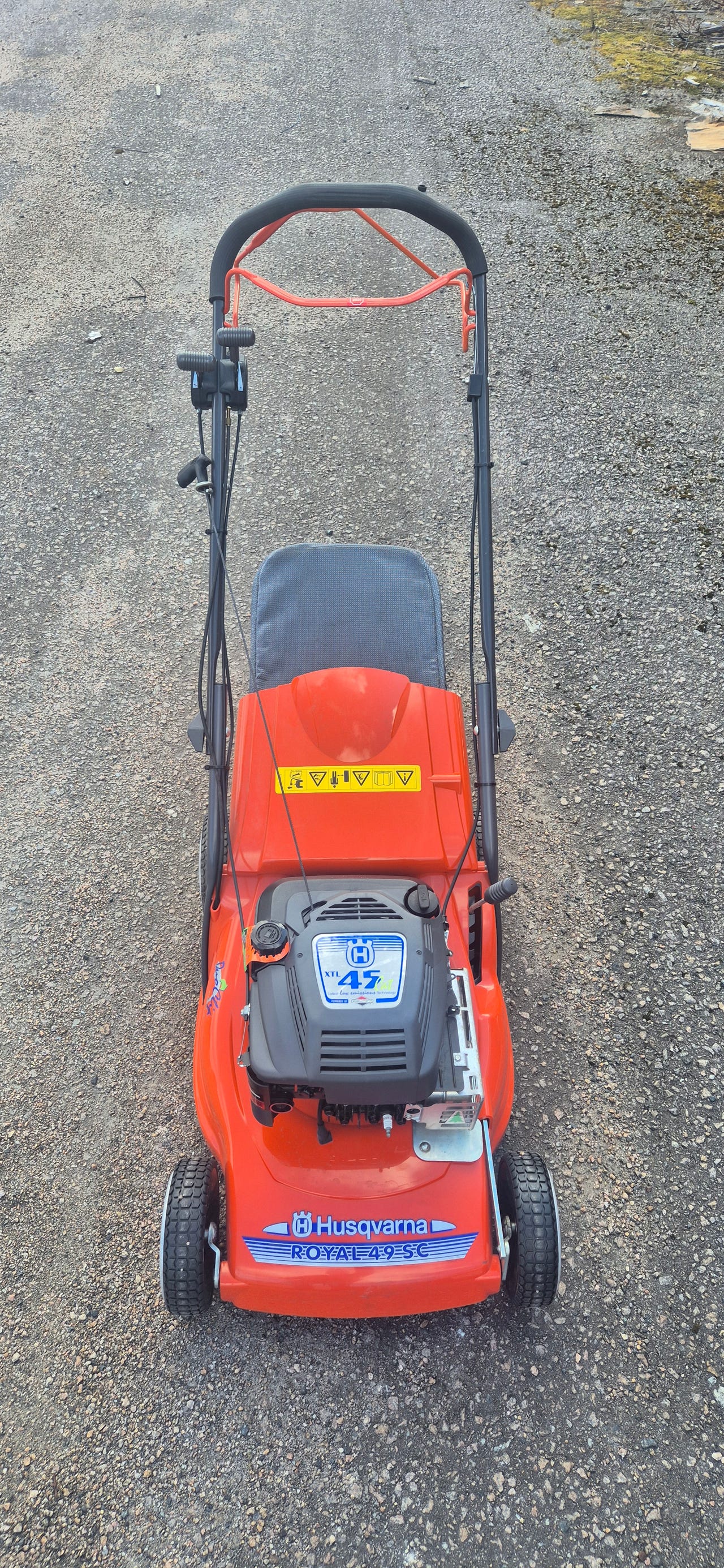 Ruohonleikkuri Husqvarna R49SC