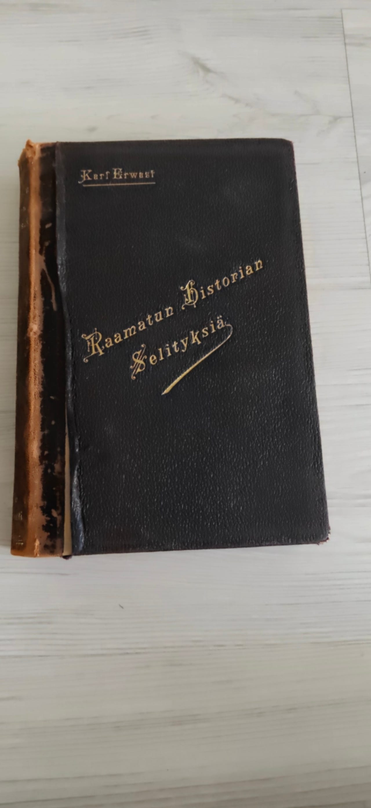 Vanha kirja