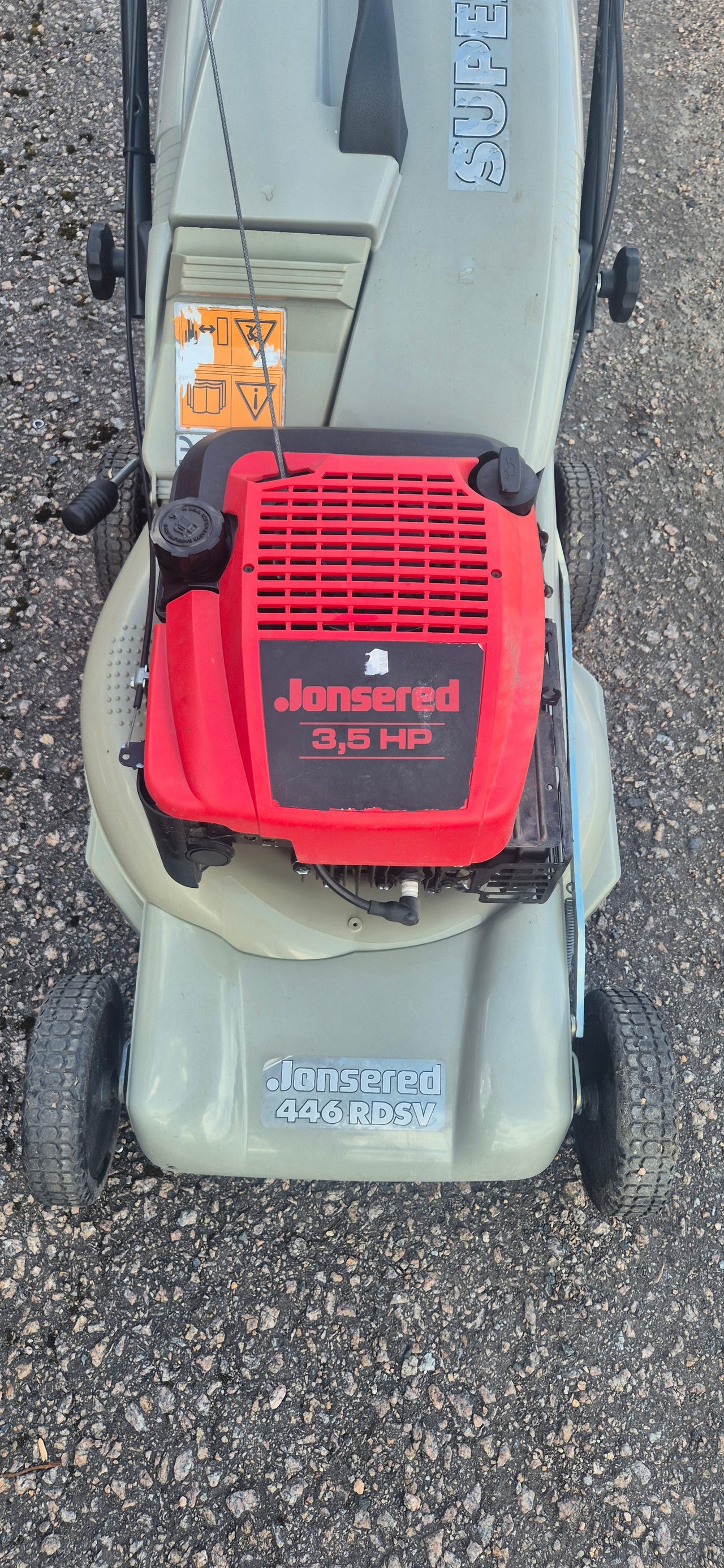 Ruohonleikkuri Jonsered rd446