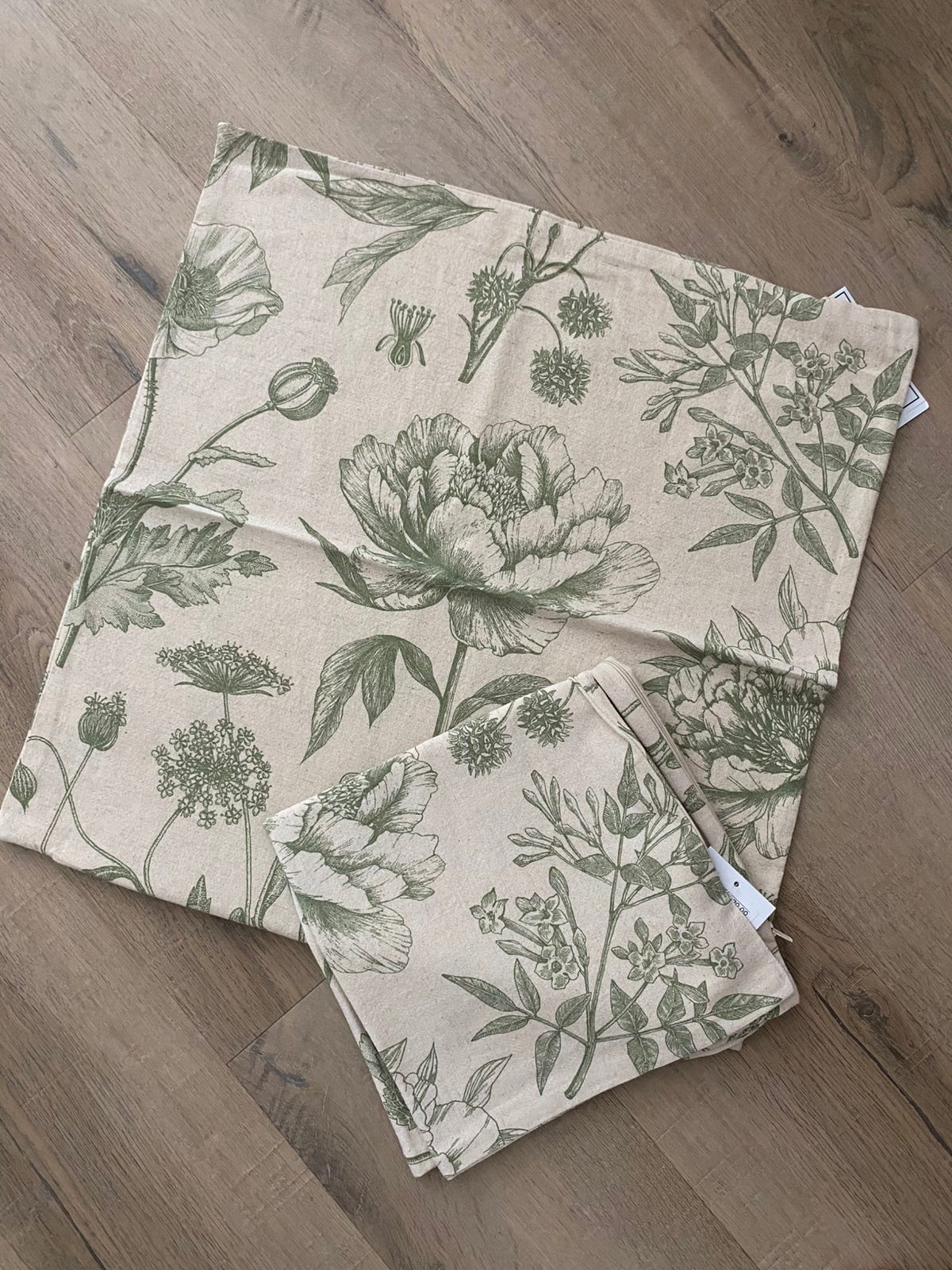 Uudet H&M Home puuvilla-pellavasekoitteiset tyynynpäälliset 2 kpl