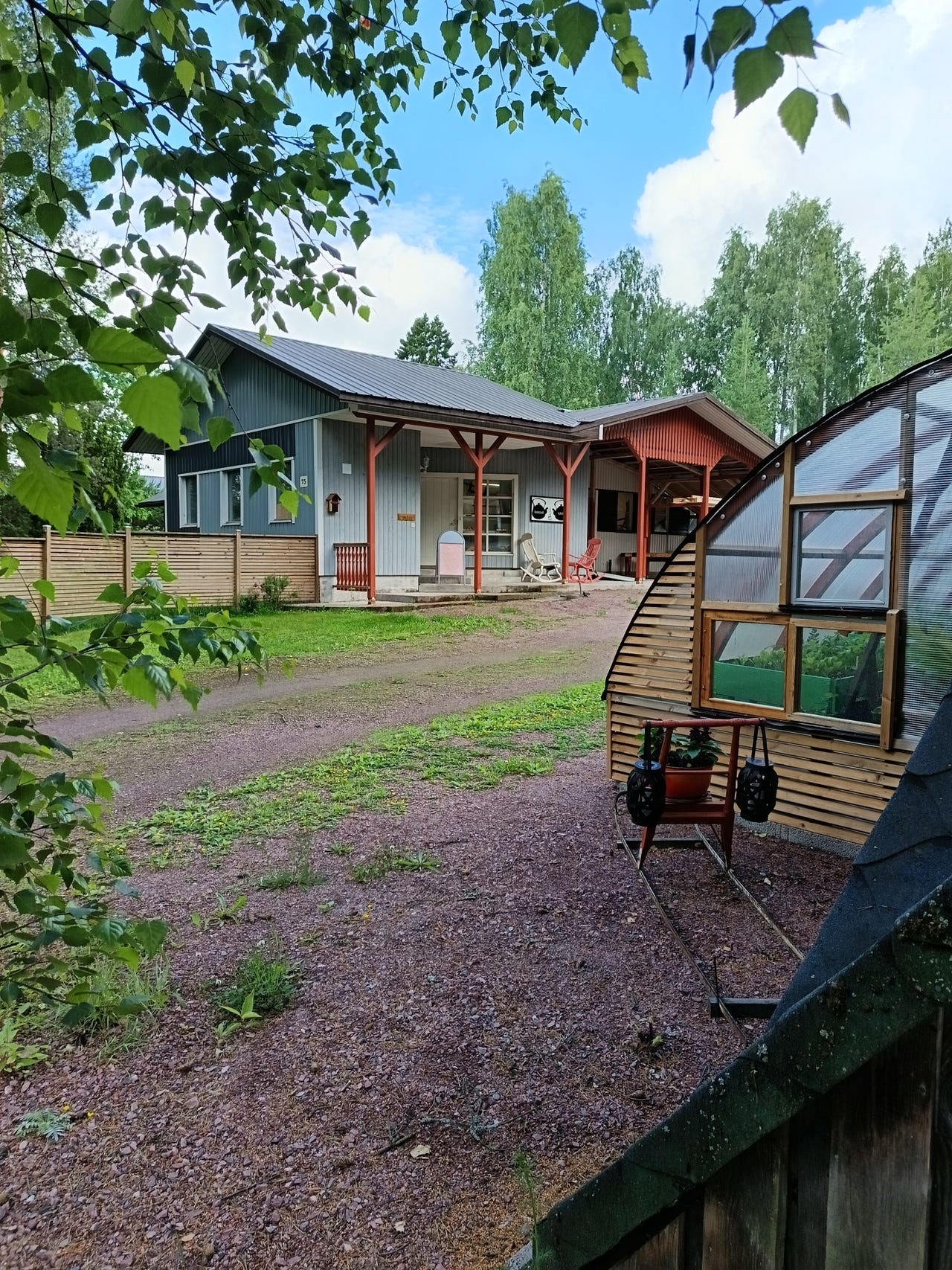 Vuokrataan " Aito Nakkilalainen " Kesäkahvila / Keinutuoli-Kahvila