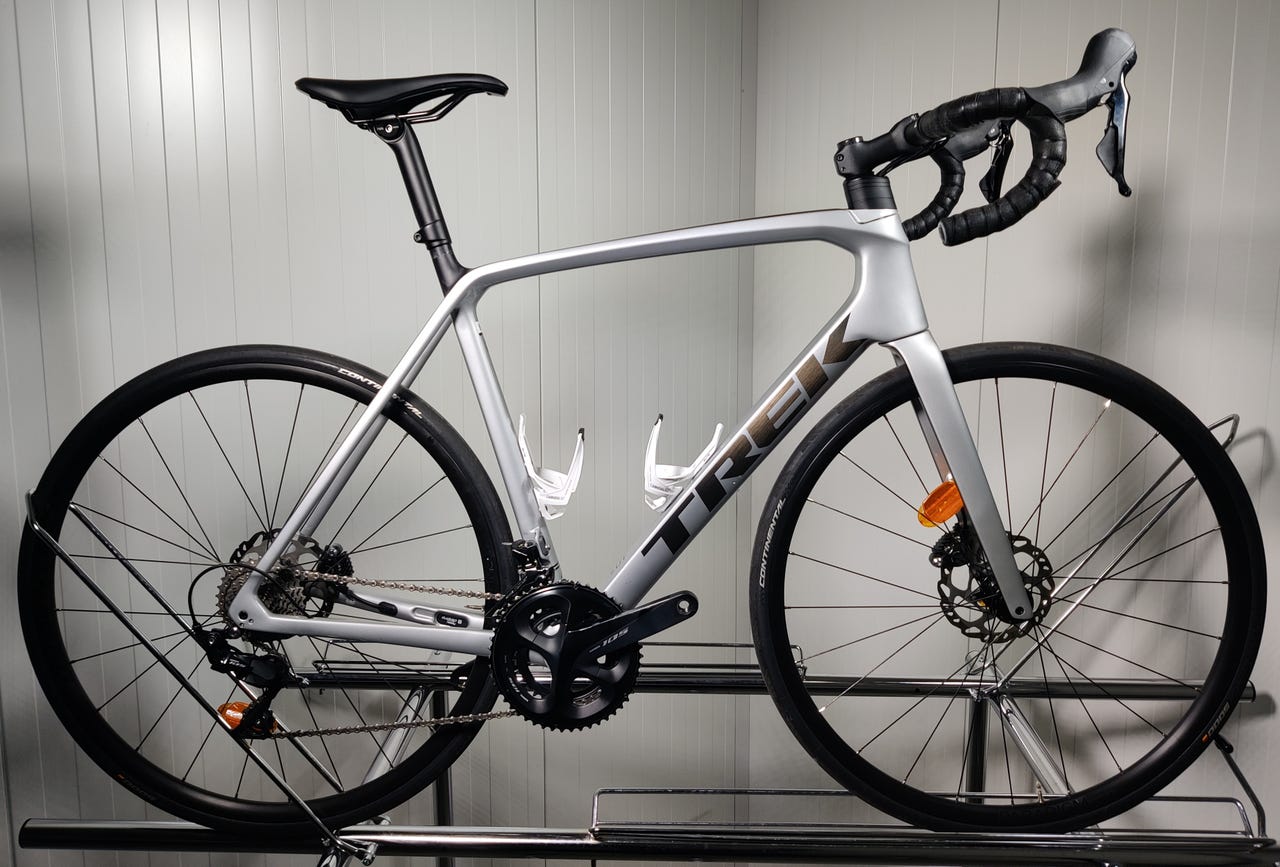 Trek Domane SL5 - 1,79m-1,86m - 2022 - käytetty maantiepyörä