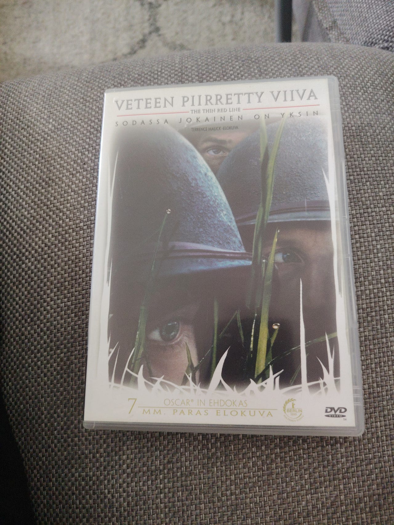 Veteen piirretty viiva DVD-elokuva