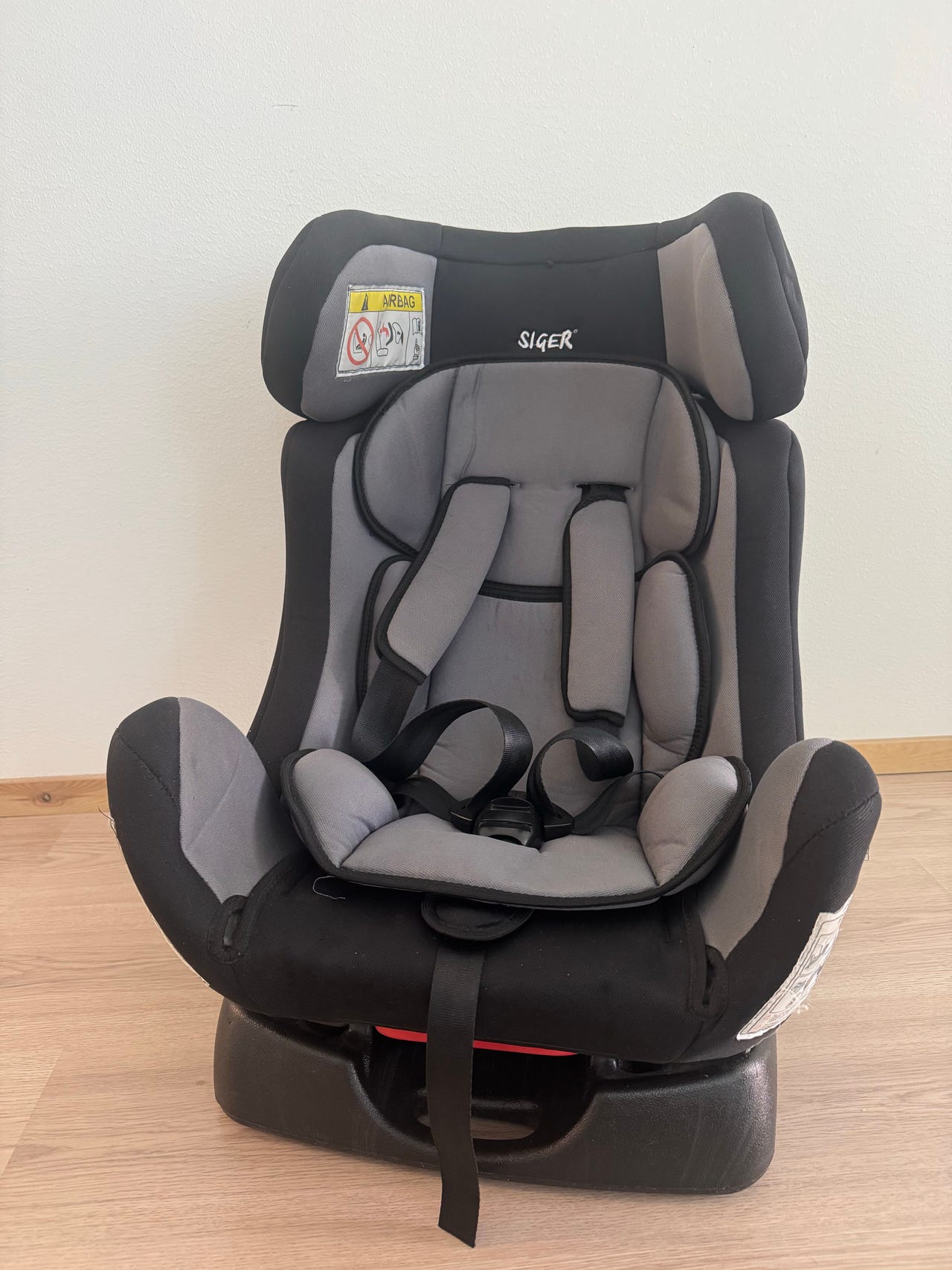Lasten turvaistuin SIGER, (9–18 kg)