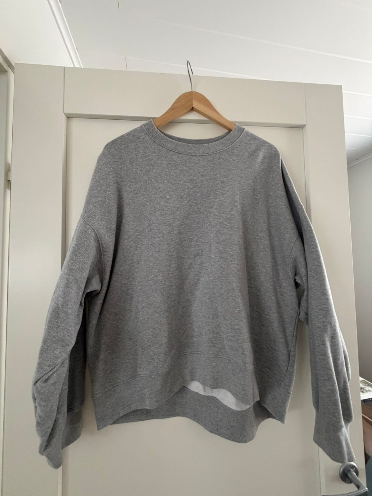 Uniqlo harmaa college xl