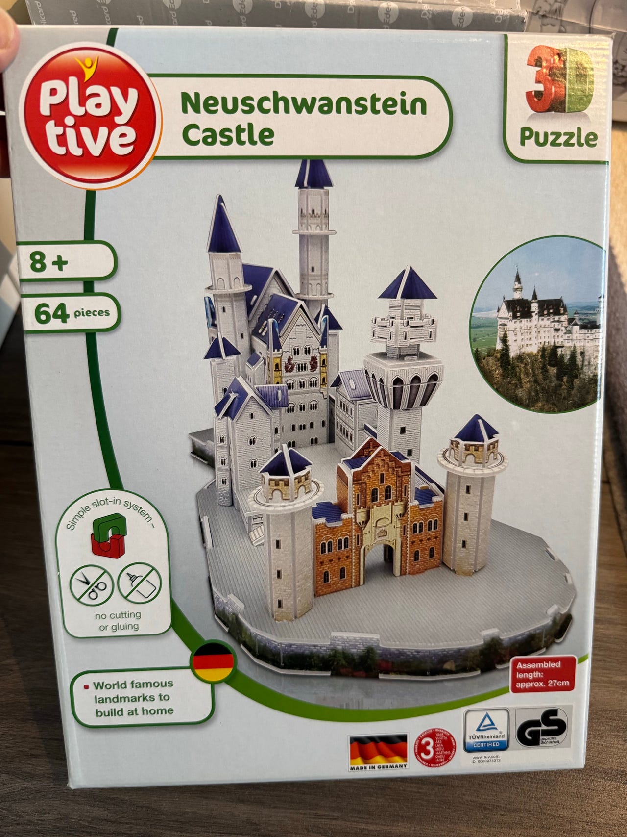 3D palapeli, 64 palaa (Neuschwanstein castle)