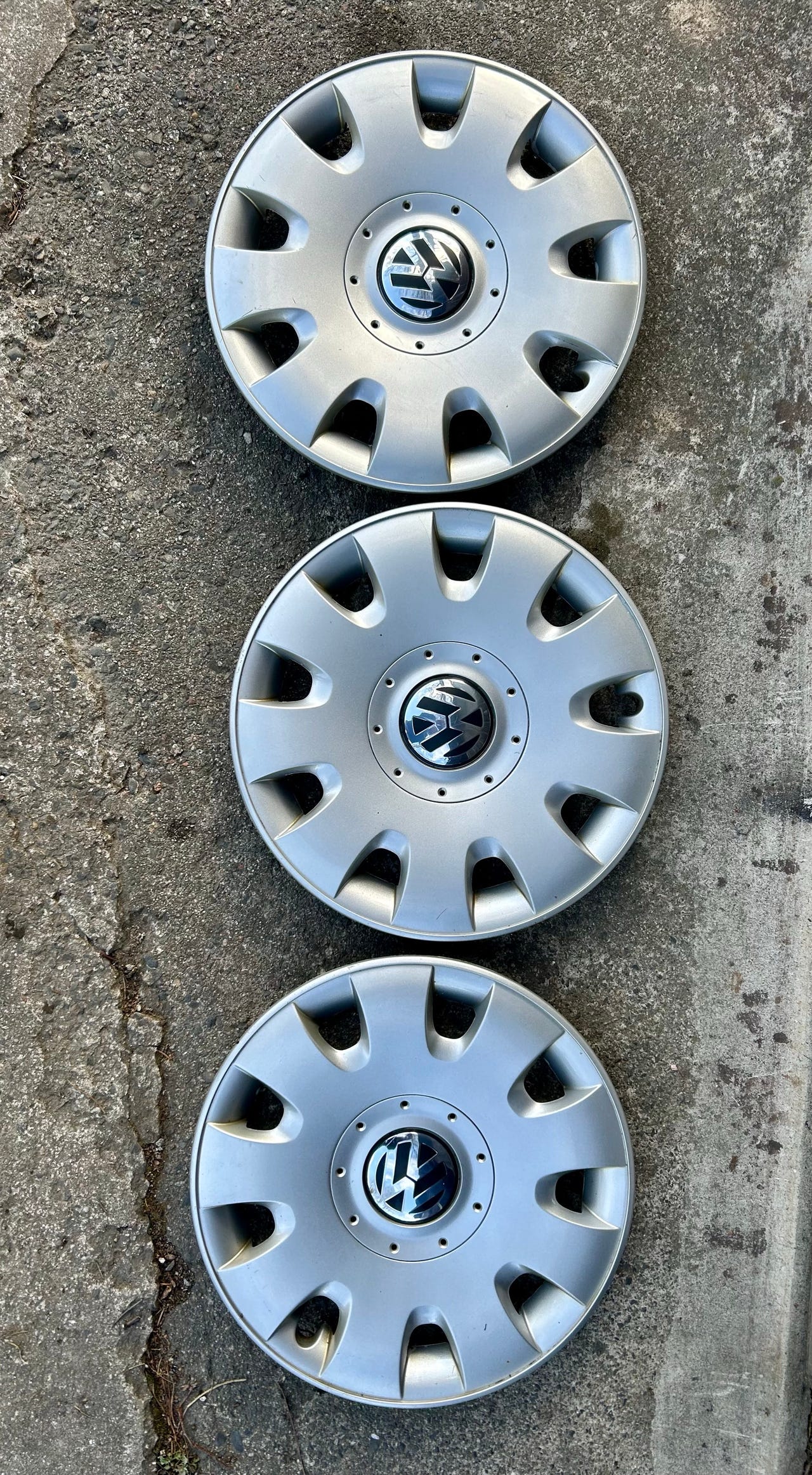 VW Golf V pölykapselit