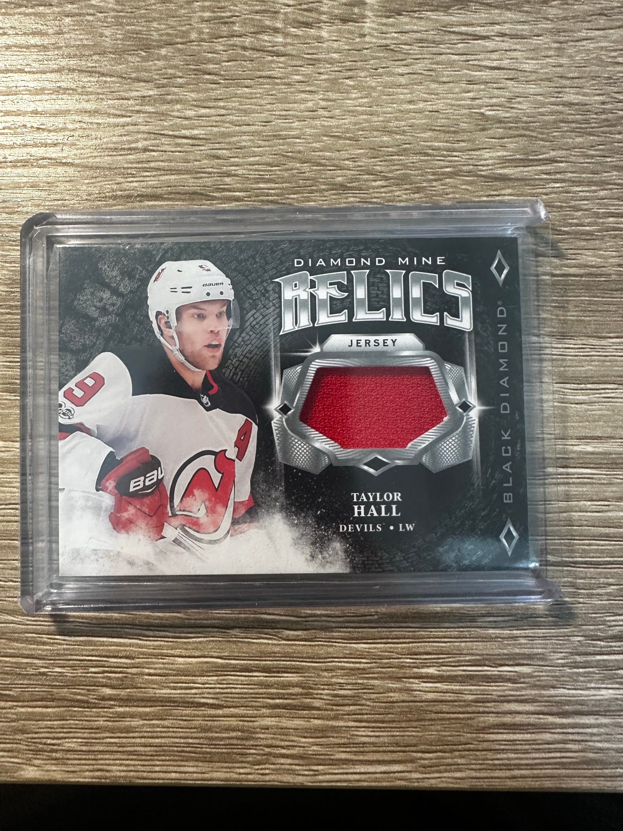 Upper Deck Black Diamond  Diamond Mine Relics Taylor Hall