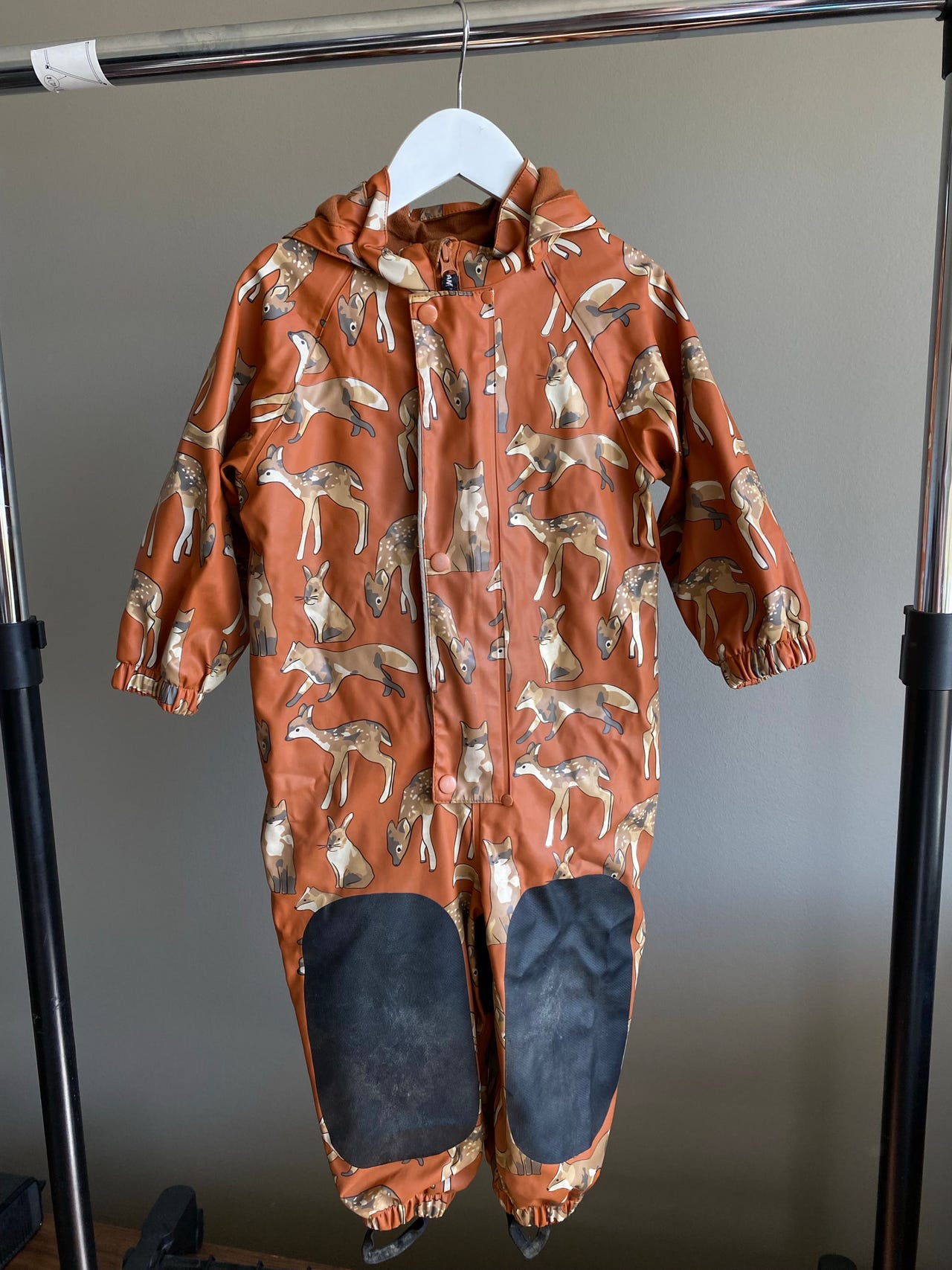 Jonathan sadehaalari koko 86 eläinkuviollinen unisex