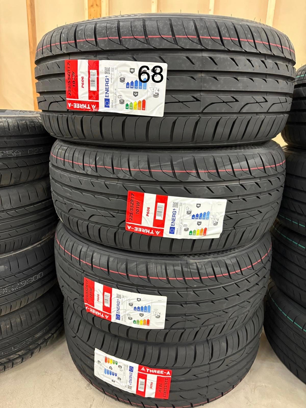 225/55R17 Three-A P606 101W uudet