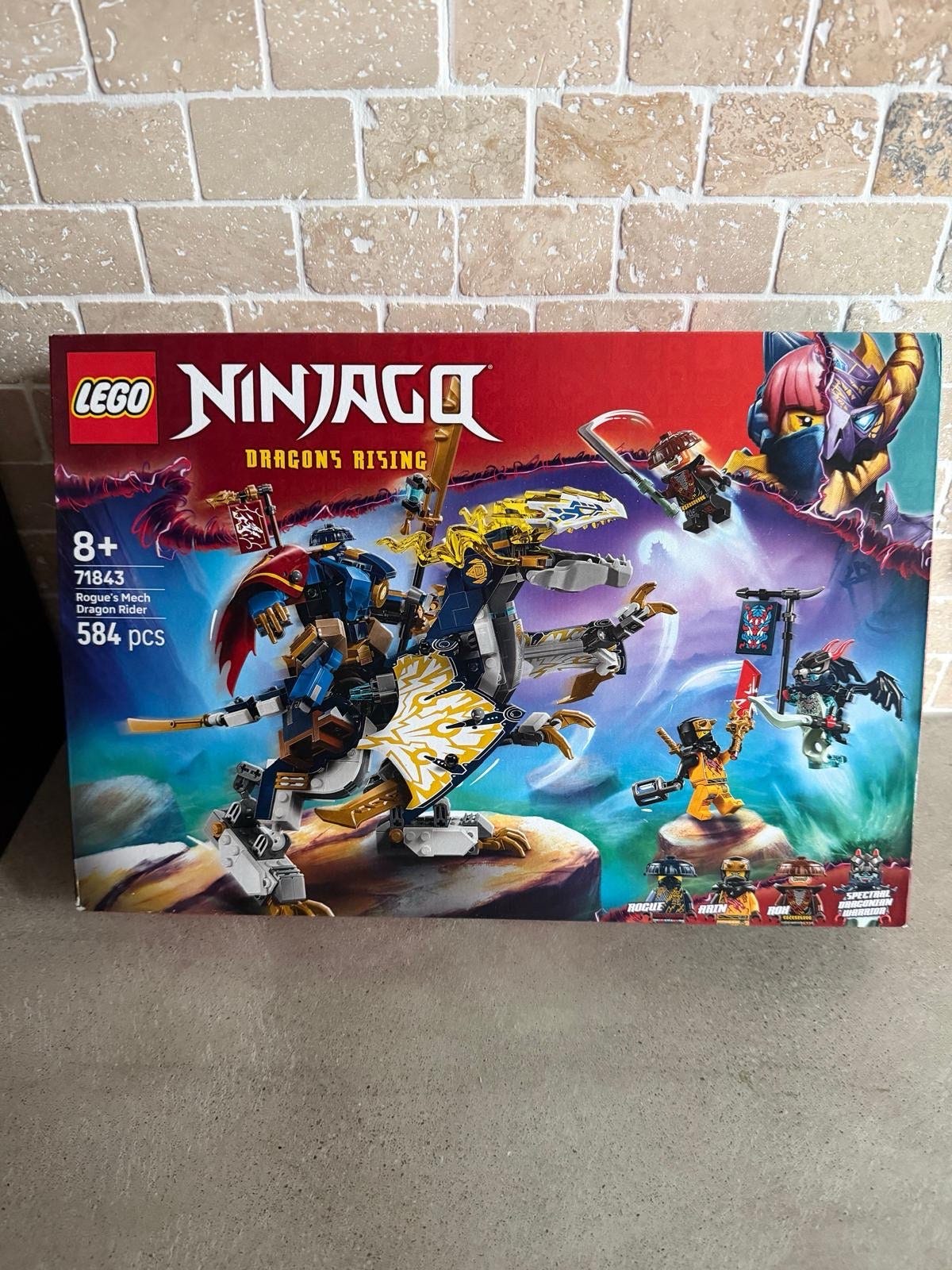 LEGO Ninjago Dragons Rising rakennussarja 71843
