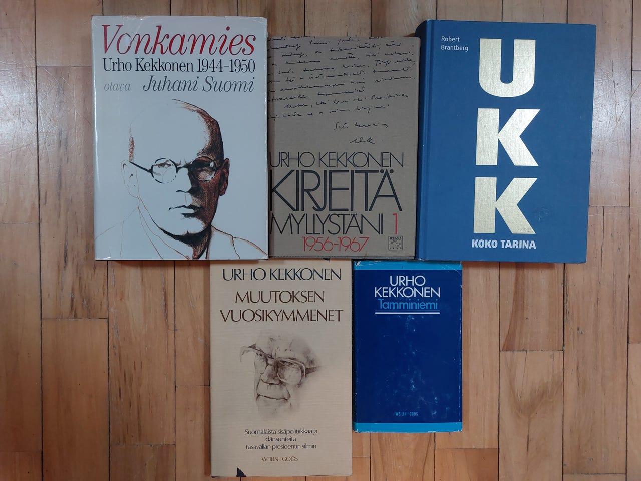 UKK - viisi kirjaa Kekkosesta, Vantaa/Imatra/posti