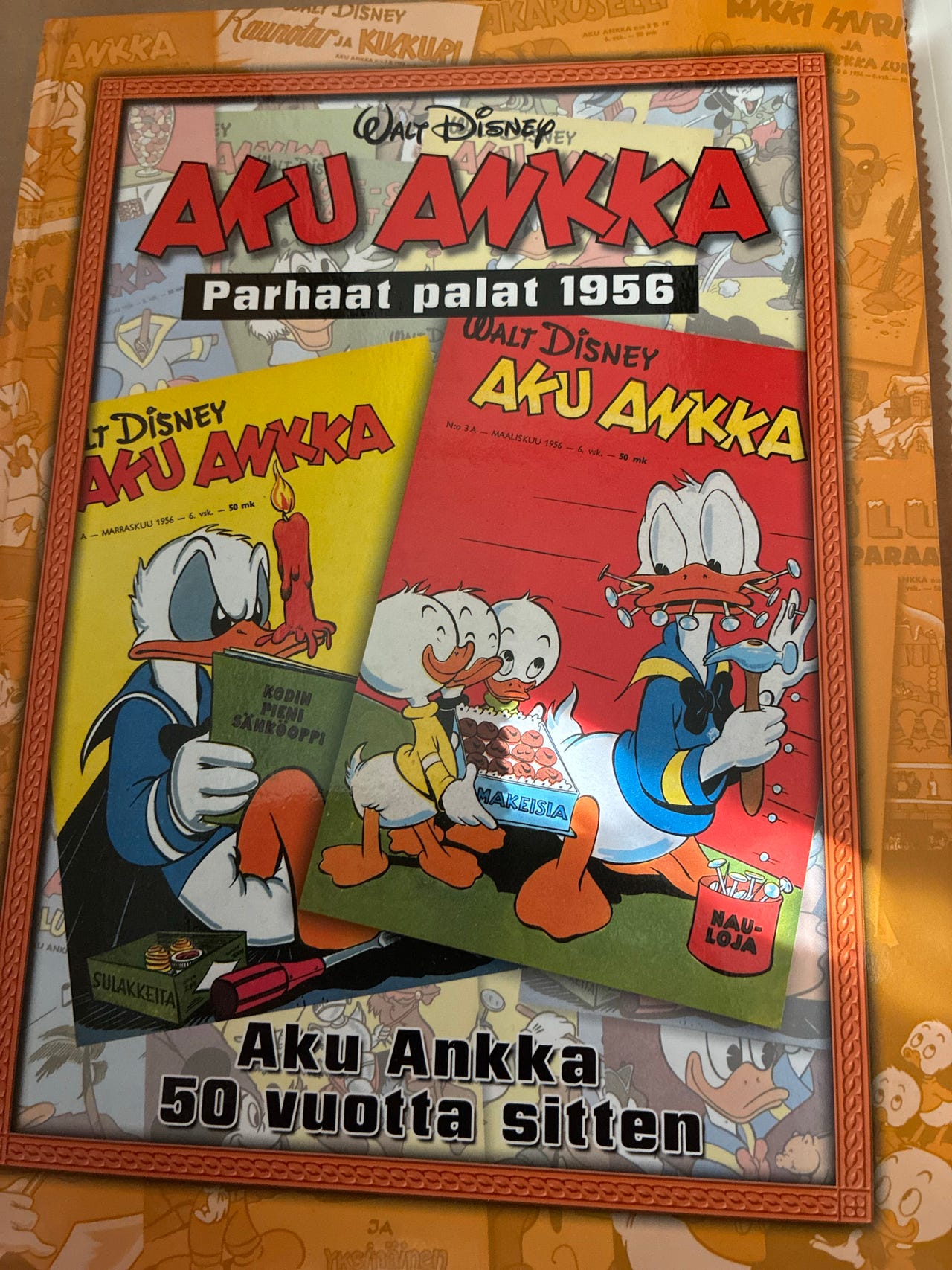 Aku Ankka Parhaat palat 1956 kovakantinen kirja