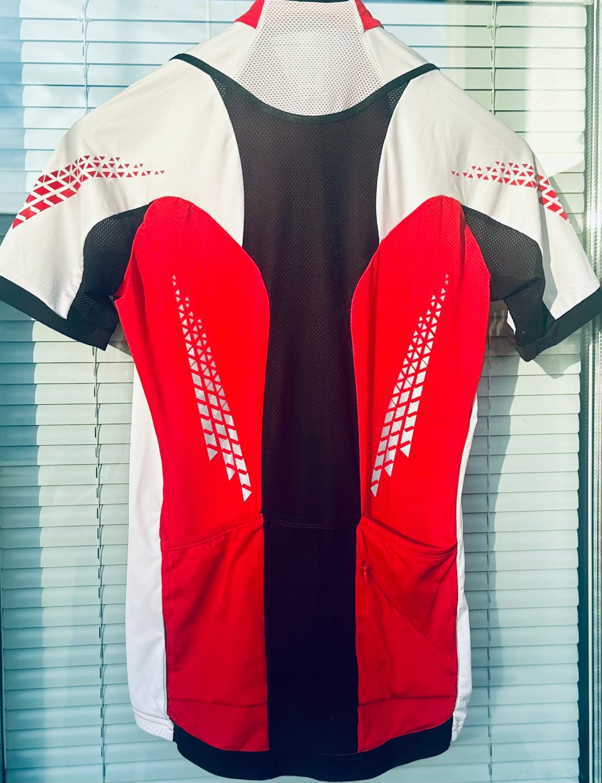 Pyöräilypaita GORE BIKE WEAR: Nopeasti kuivuva mikrokuitu – Tyyli