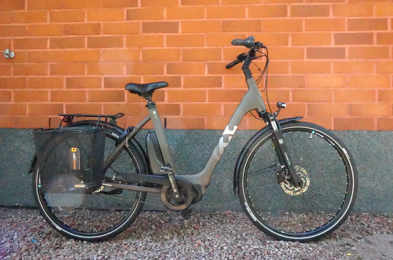 Husqvarna EcoCity 28" 8v Shimano E5000 40Nm/250W/504Wh -23, ml. 6