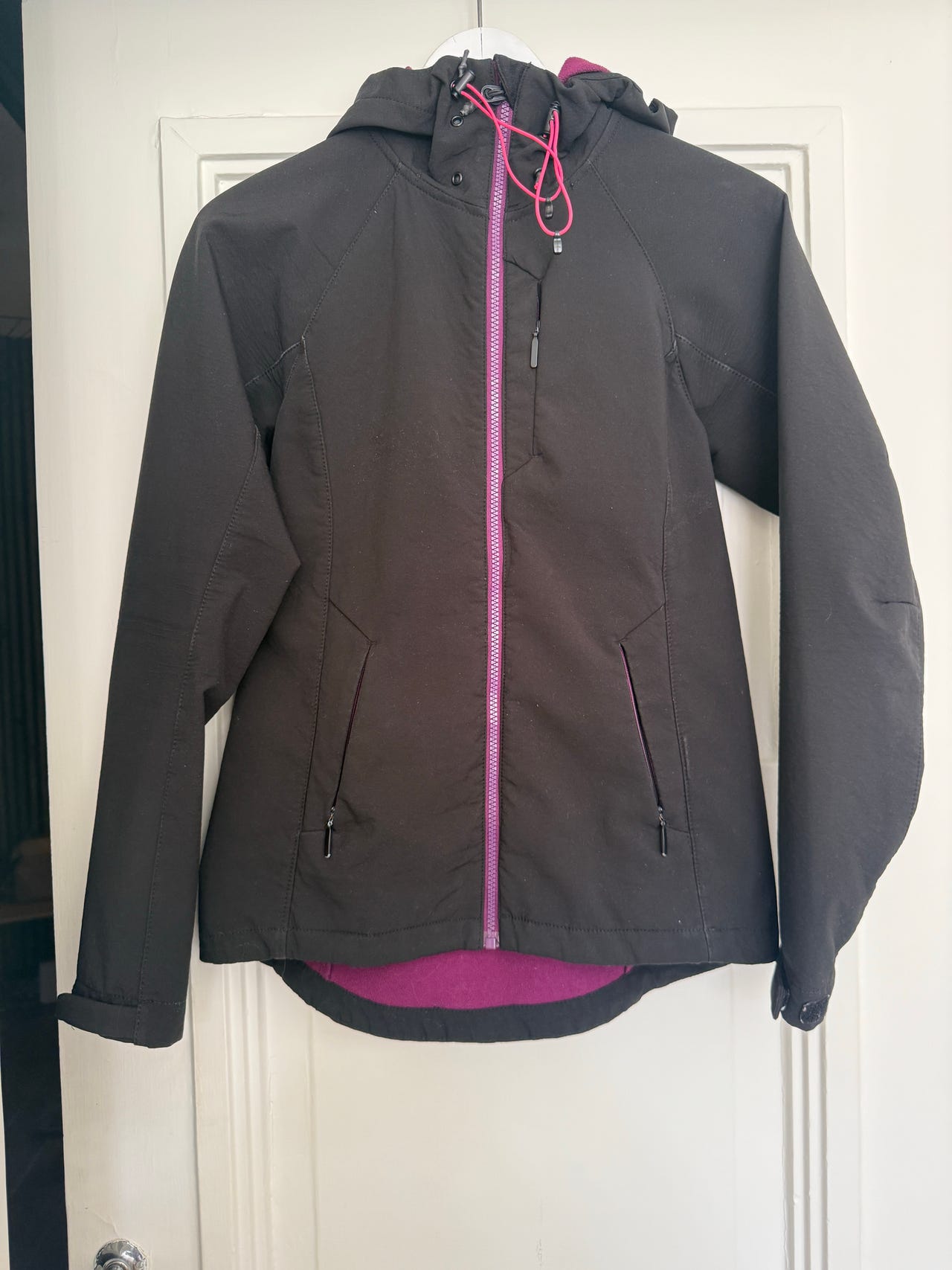 H&M softshell-takki musta/pinkki koko 34