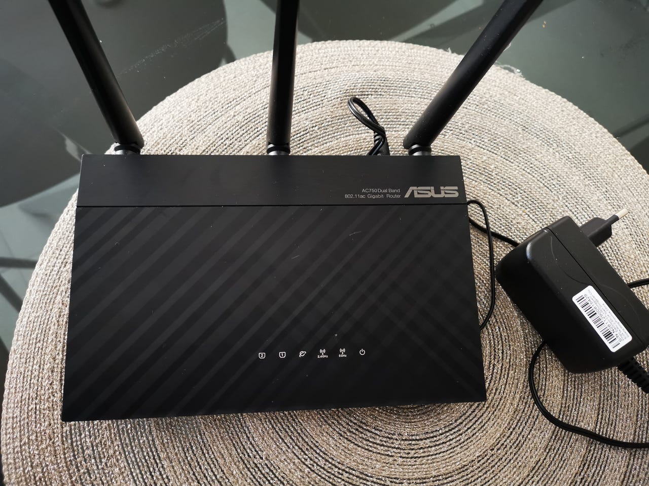 ASUS RT-AC53 Dual Band reititin AC750