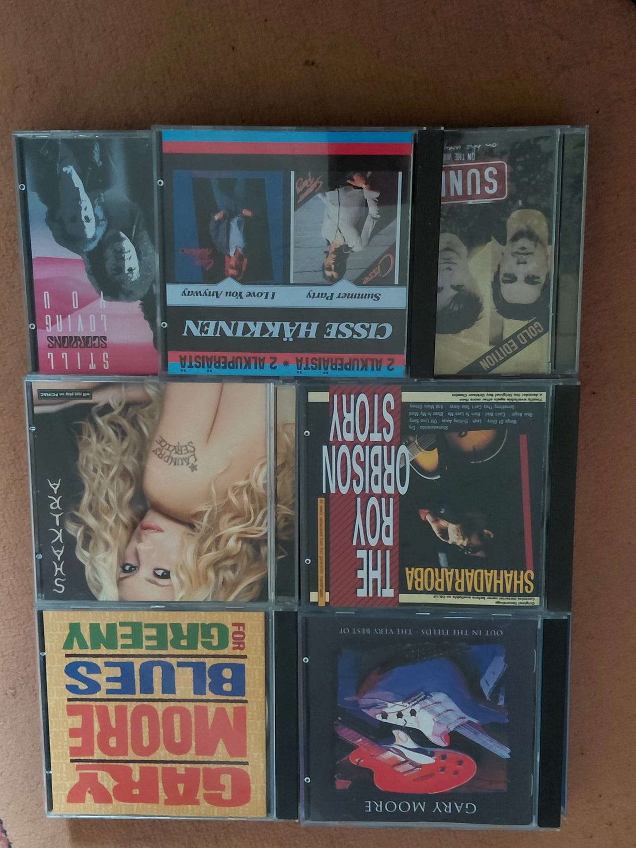 CD-levyjä eri artisteilta (mm.v Dean Martin, Enrique Iglesias, Su