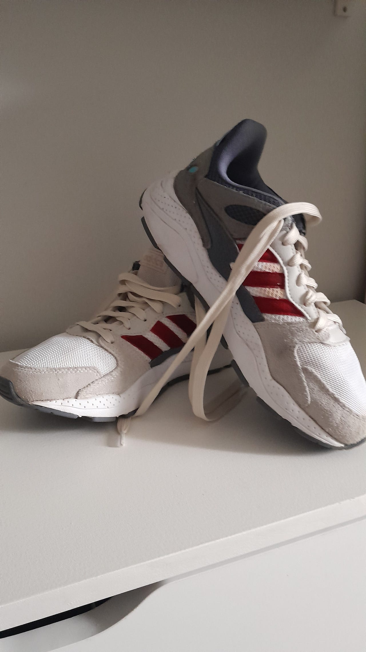 Adidas lenkkarit (38,2/3) | Tori