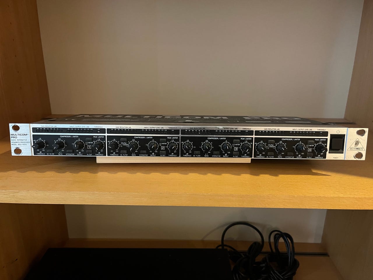 Behringer multicom pro mdx4400 kompressori | Tori