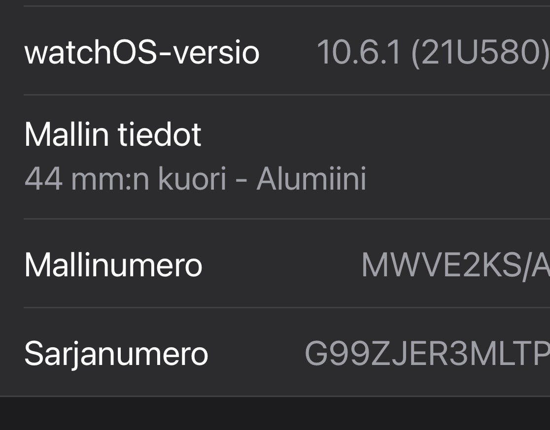 Apple Watch 5 älykello vaaleanpunaisella rannekkeella