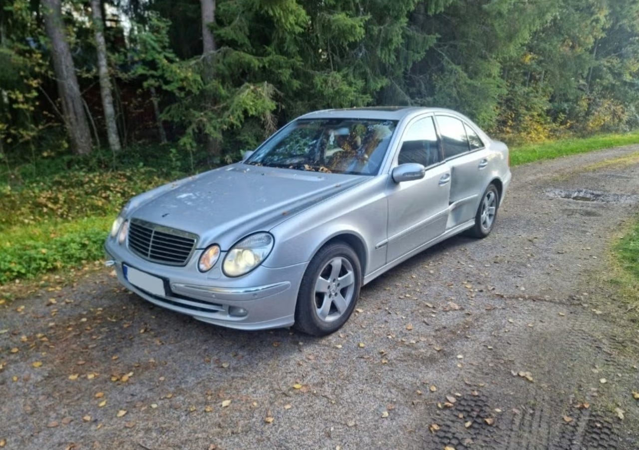 Mercedes-Benz w211/s211 varaosia useasta autosta