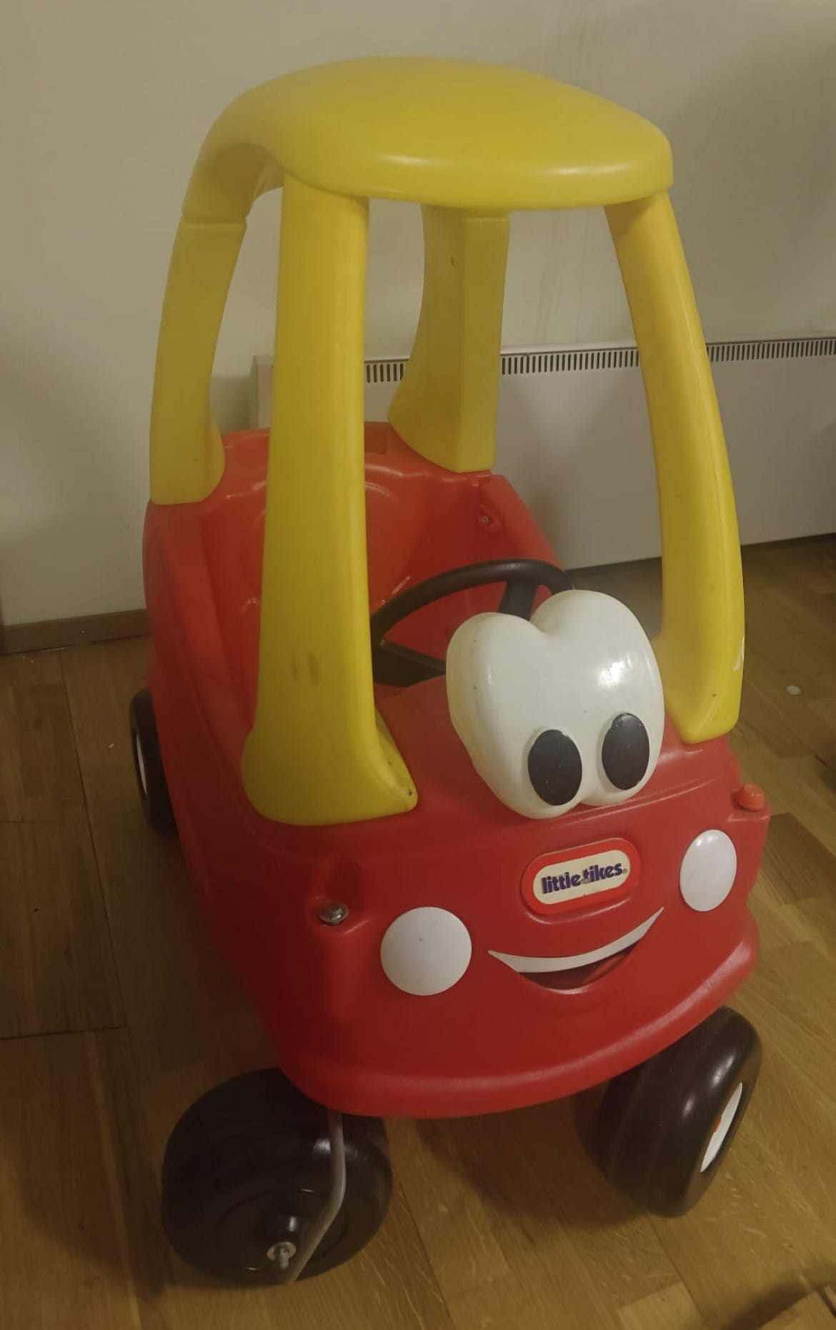 Little tikes potkuauto kuomullinen potku auto katolla