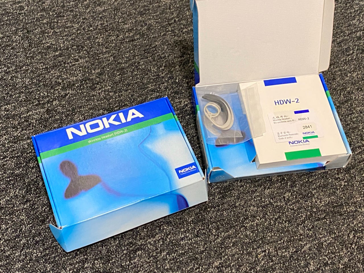 Nokia Bluetooth Headset HDW-2 - Alkuperäiset myyntipakkaukset (2k