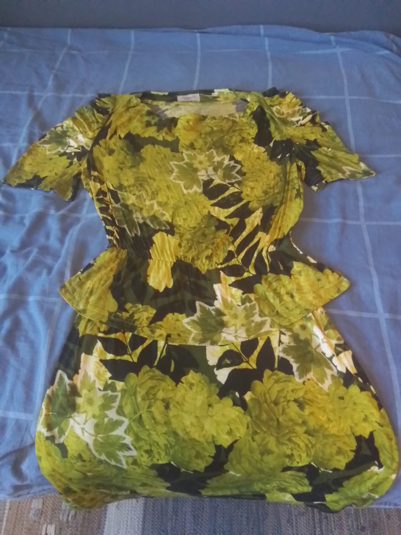 Ivana Helsinki mekko, koko 42