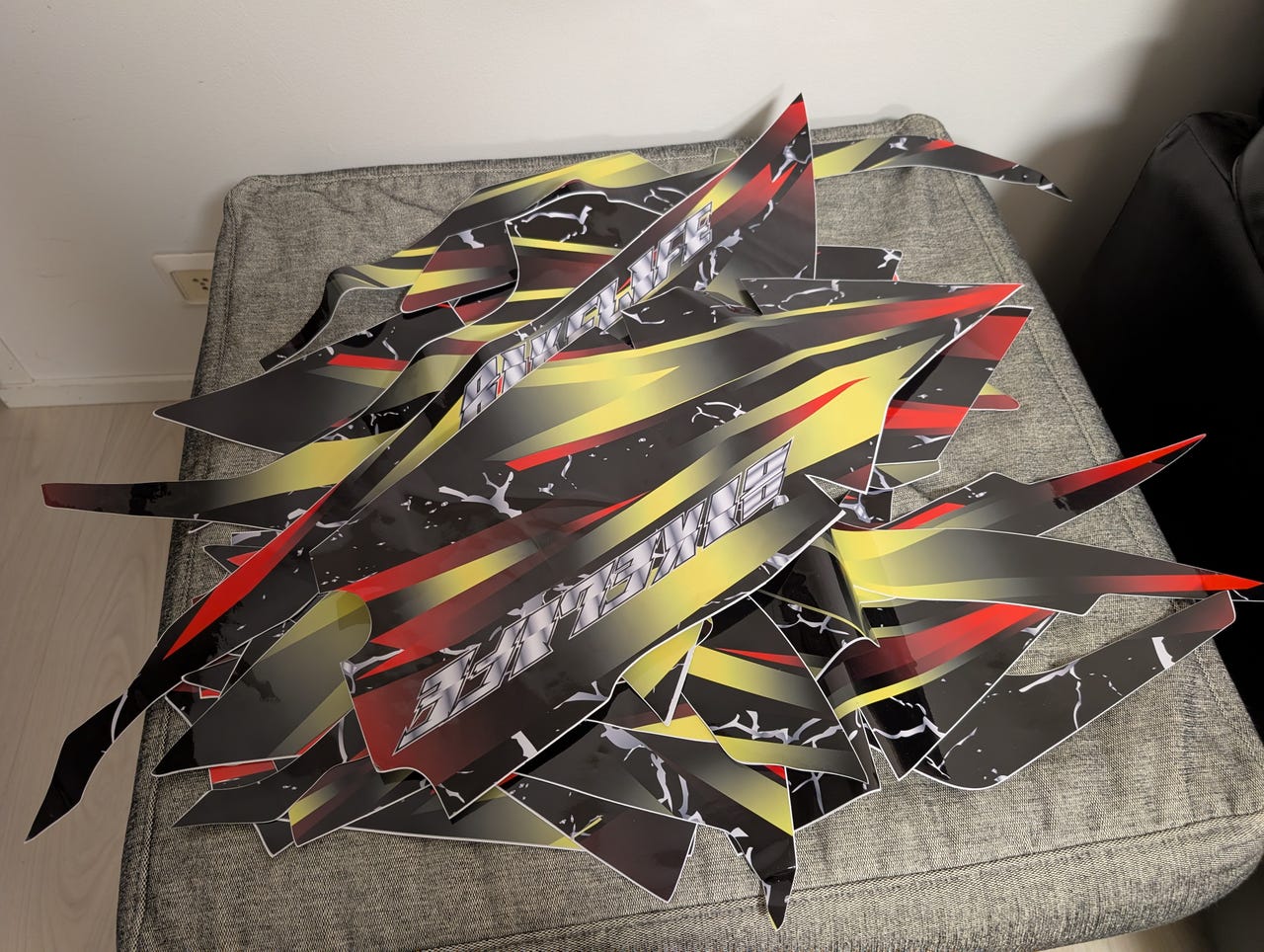 Uusi tarrasarja Can-Am Renegade G1 / G2