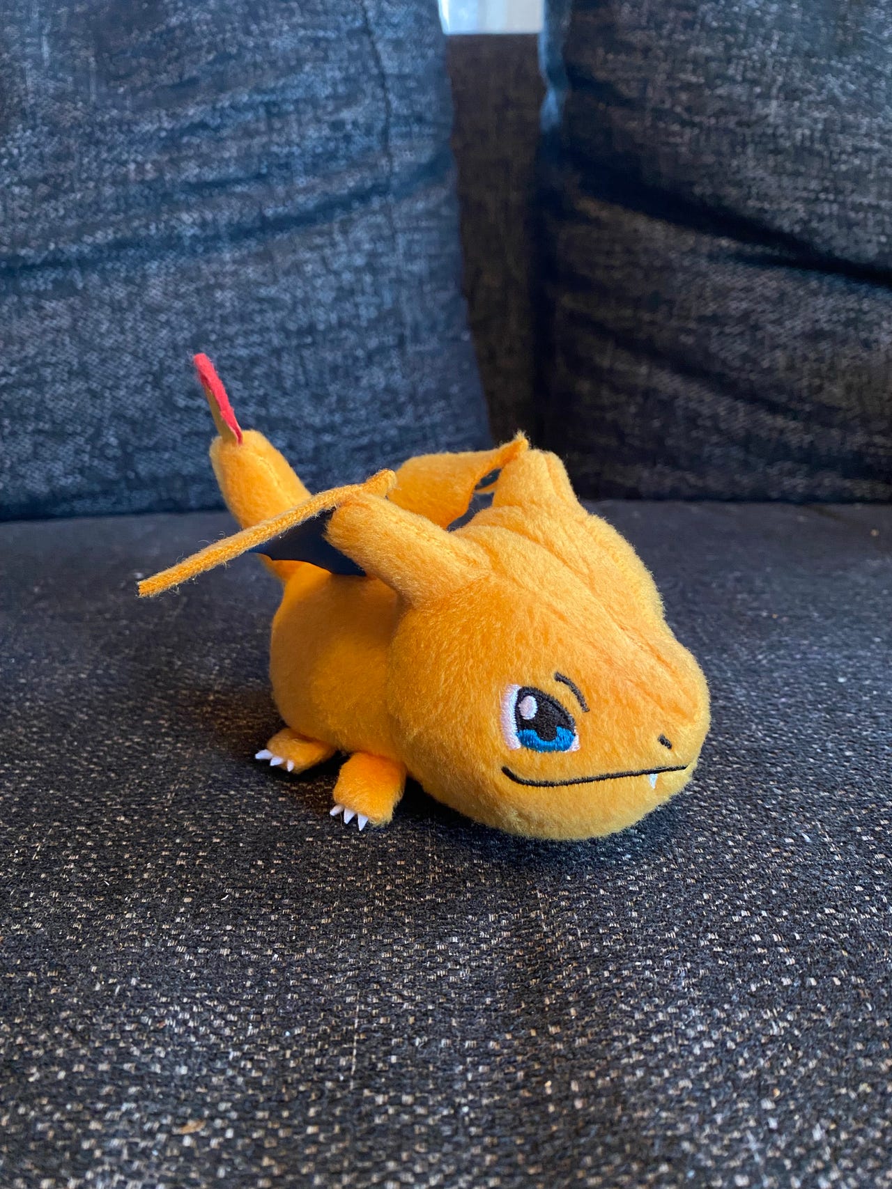 Pokemon Charizard pehmo (Banpresto)