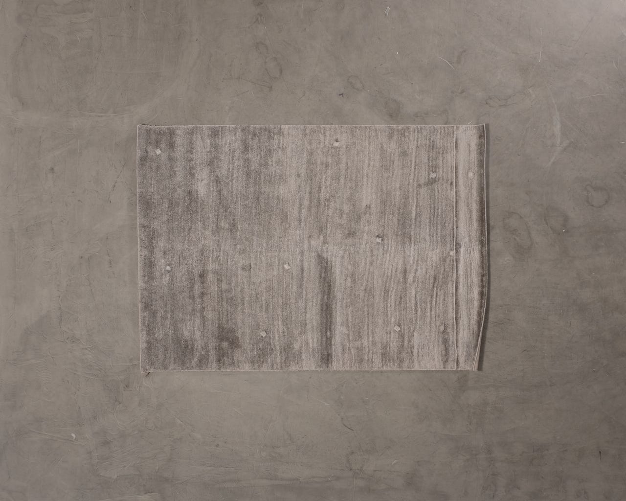 Roots Living Long Pile Viscose matto 170 x 240 cm harmaa