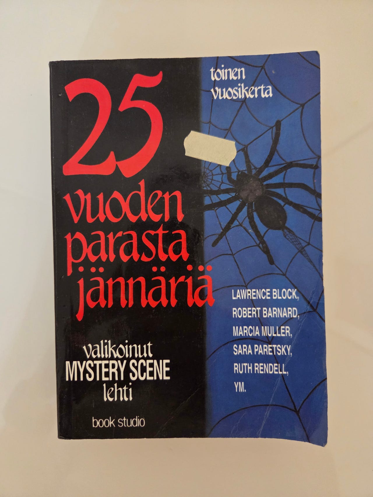 Book Studio 25 vuoden parasta jännäriä pokkari
