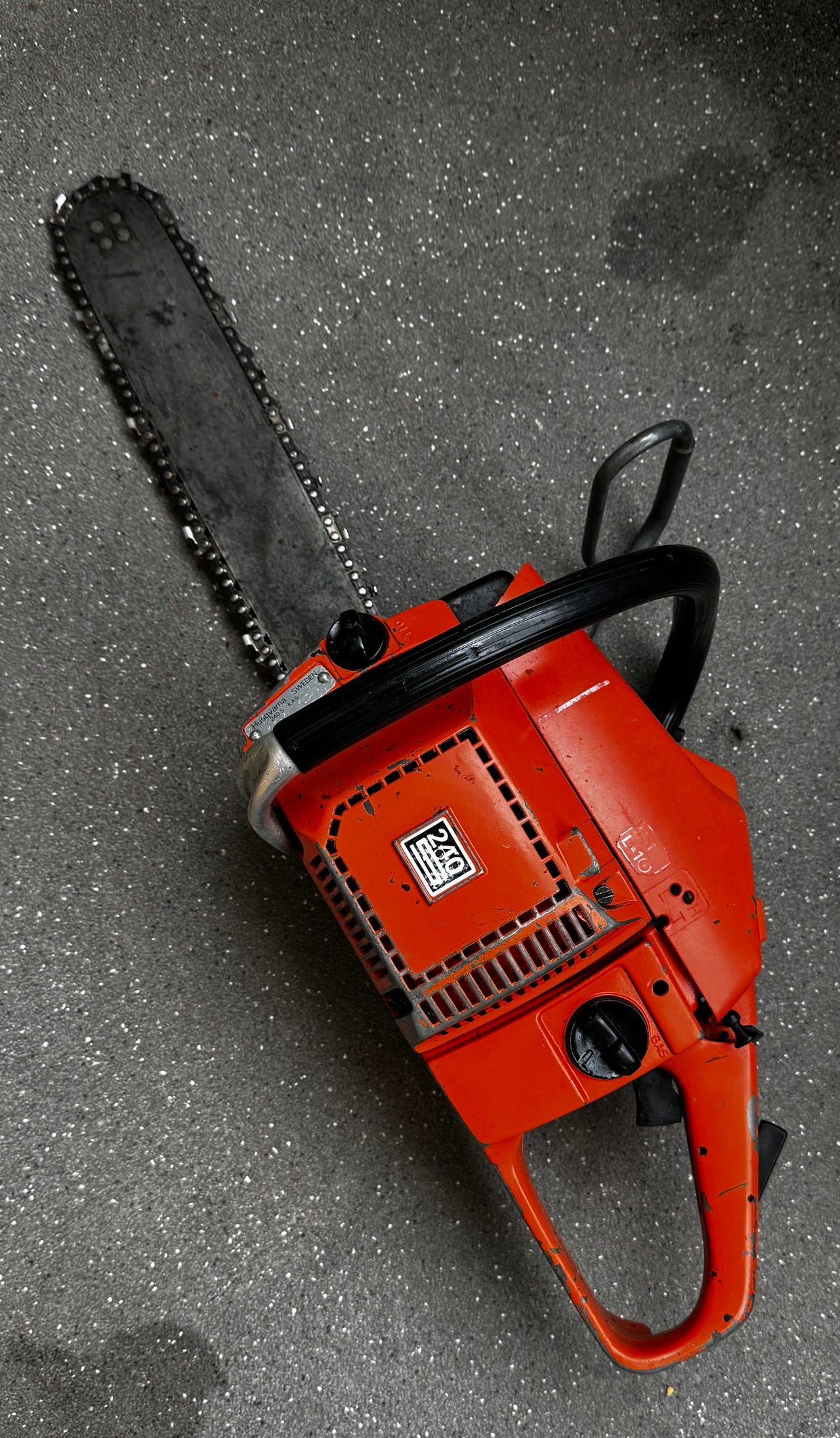 Husqvarna moottorisaha
