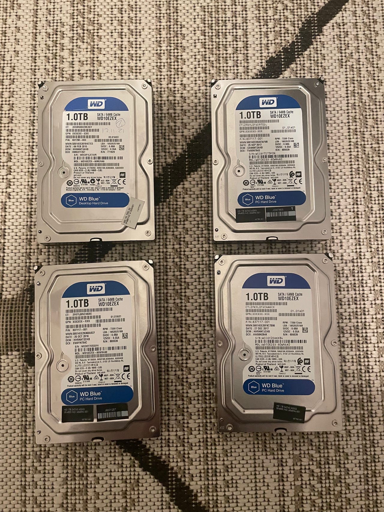 4 kpl WD Blue 1TB (WD10EZEX) 3.5