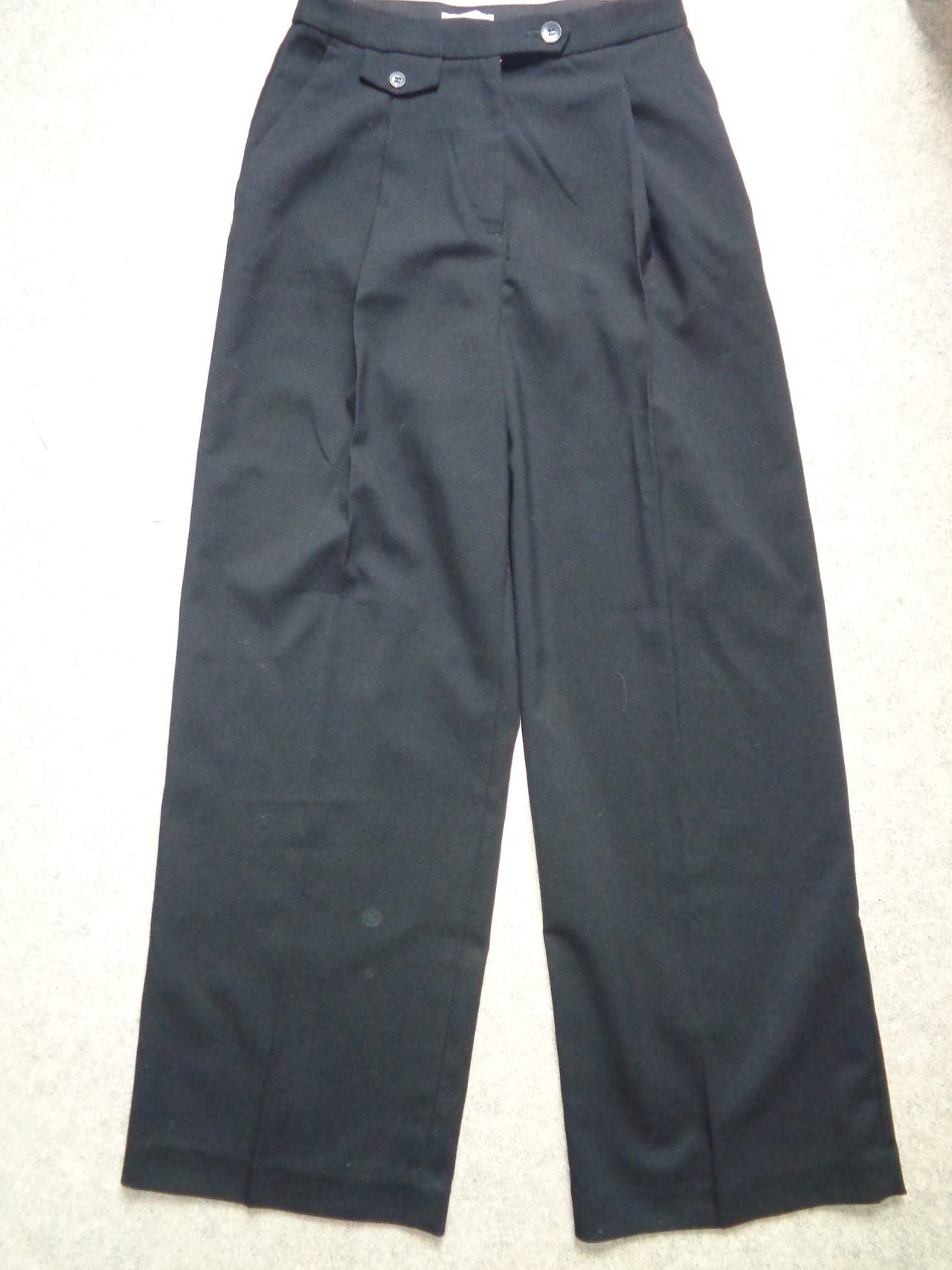 H&M naisten mustat housut / juhlahousut koko  36