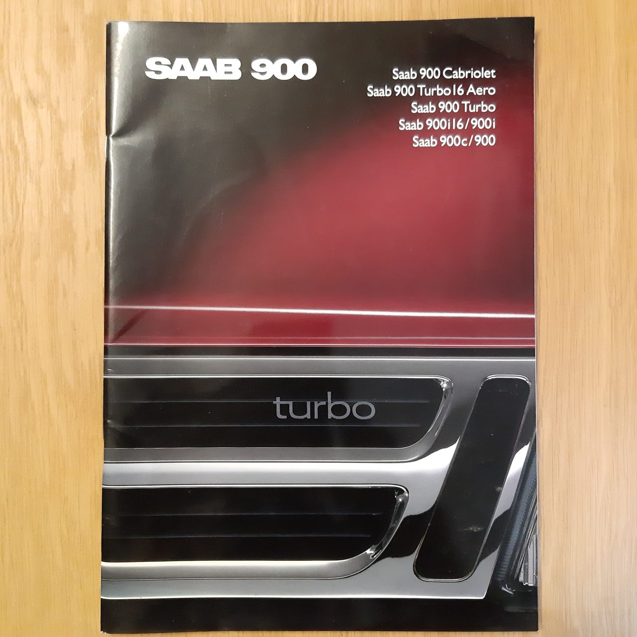 SAAB 900 esitteet 1988-1990