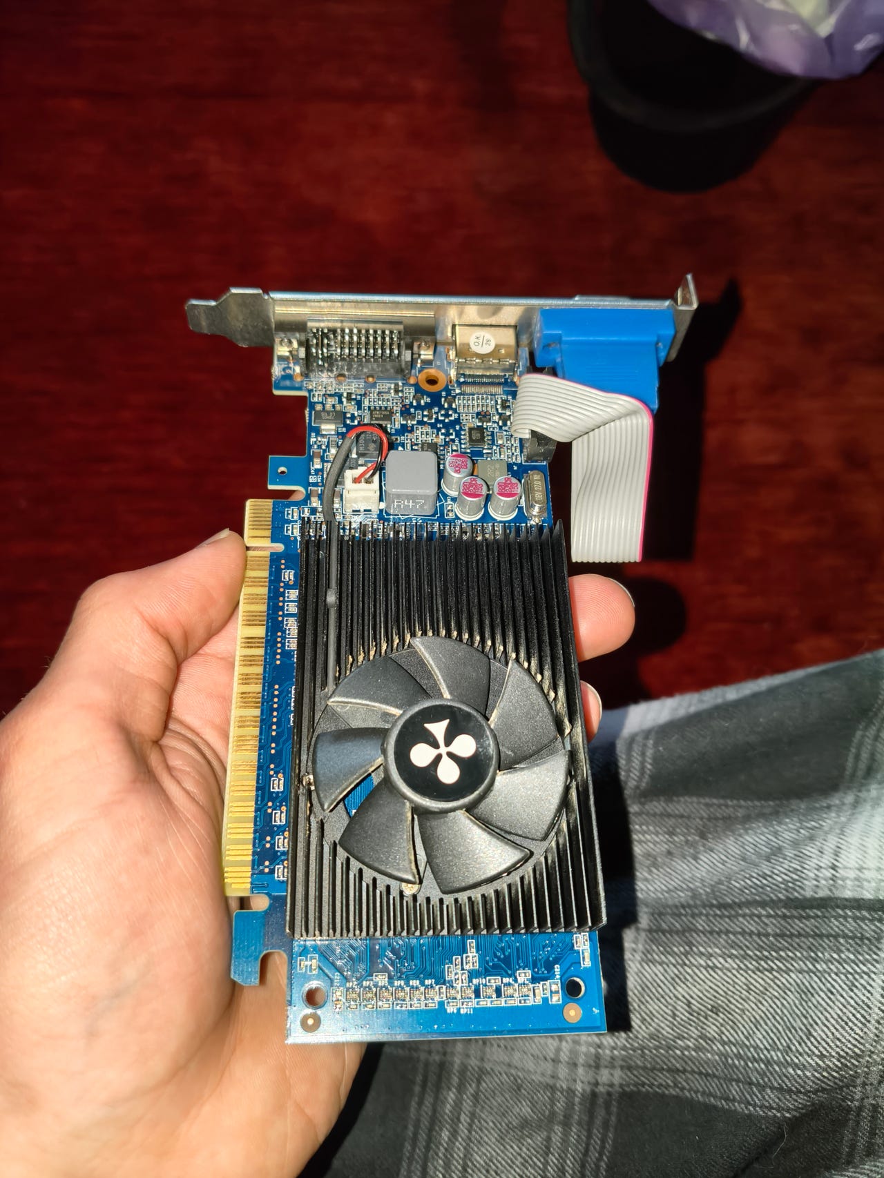 NVIDIA GeForce GT 520