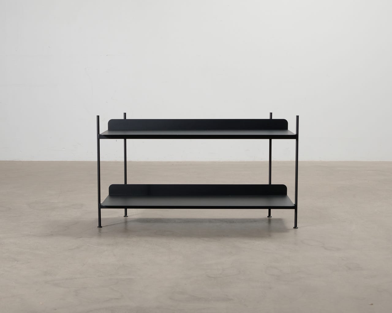 Muuto Compile Configuration 1 hylly musta