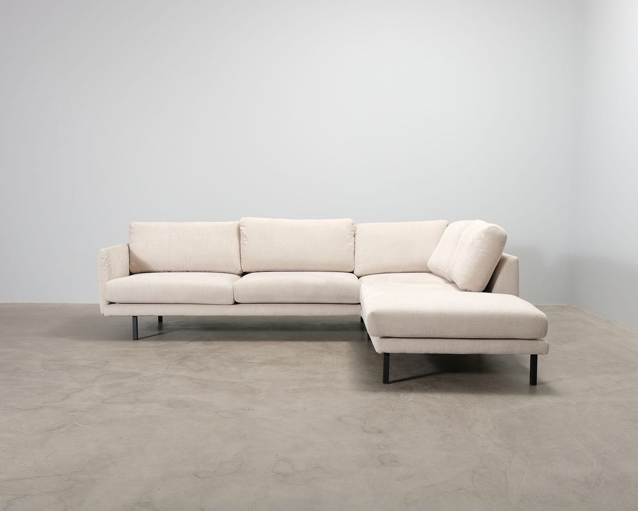 Finsoffat Kataja 4-istuttava sohva beige
