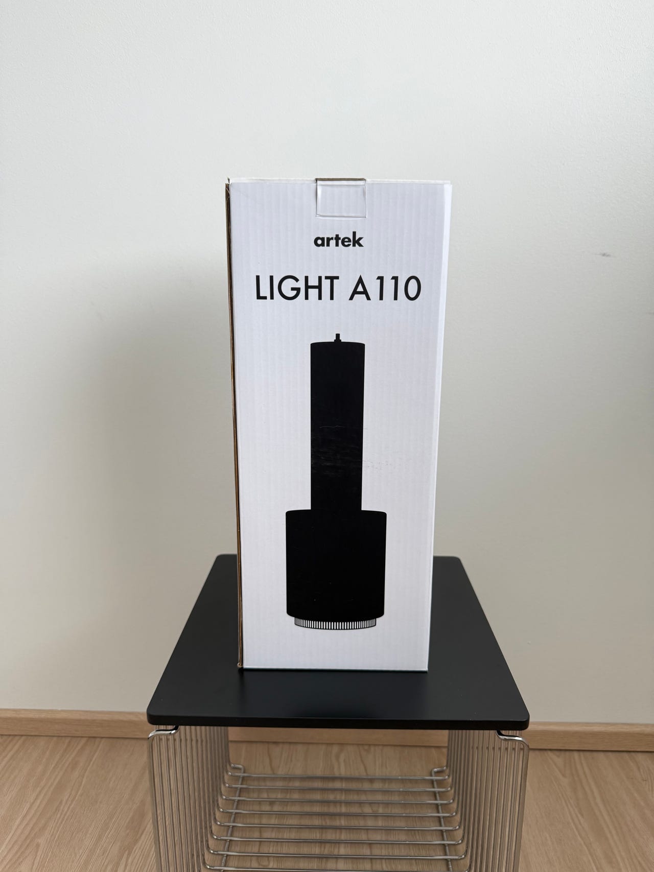 Tummansininen (UUSI) Artek A110 riippuvalaisin