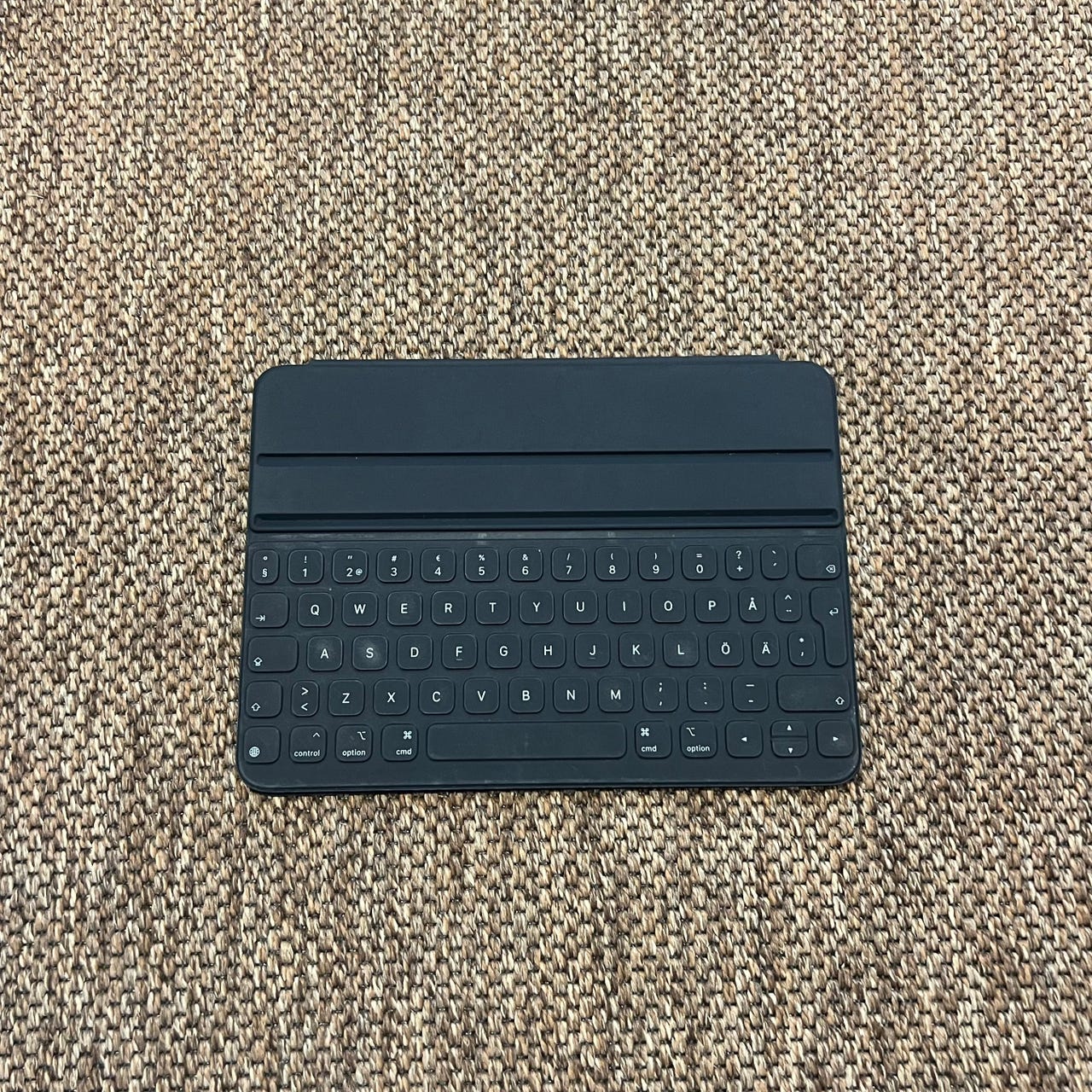 Apple Smart Keyboard Folio A2038 (iPad Pro 11