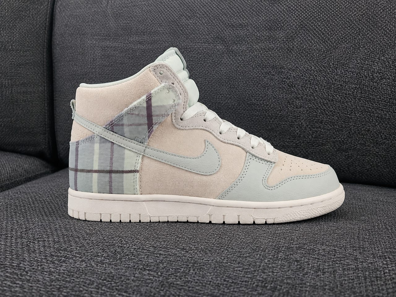Nike Dunk High SE GS Tartan Plaid White Light Green / Mint Plaid 