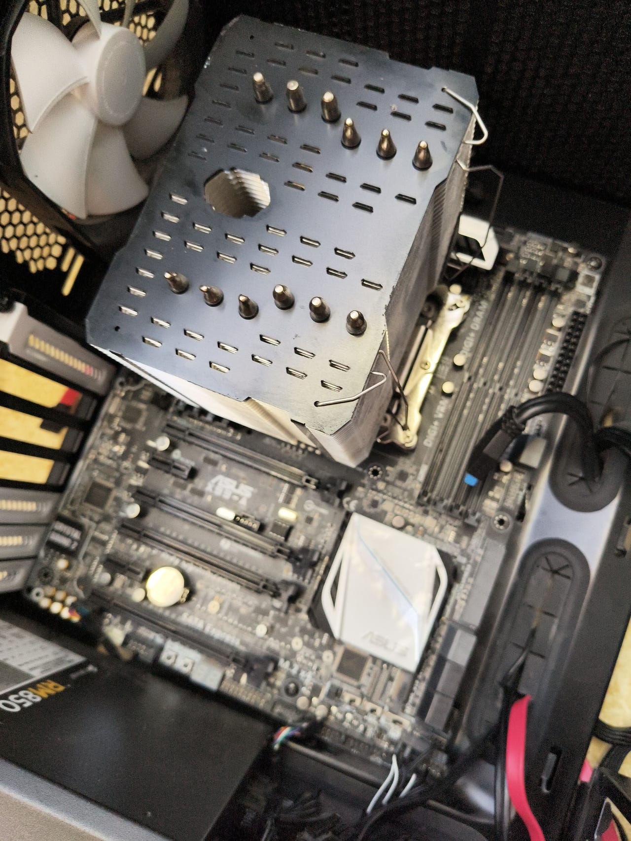 ASUS x99-a ja i7 5820k sekä näyttis ja virtis | Tori