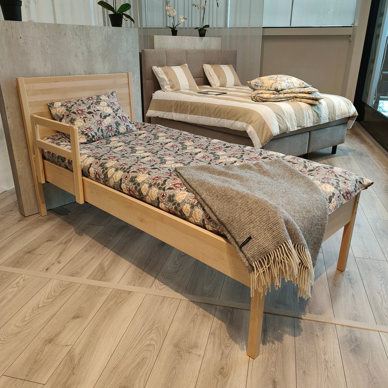 Seniorisänky 90x200 (kotimainen, koivu)