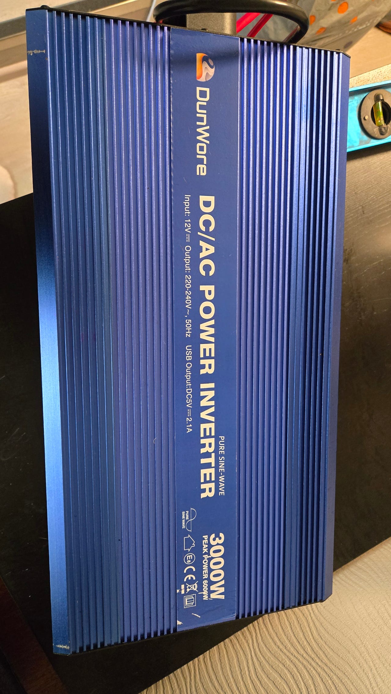 Dunwore AC/DC invertteri 3000W