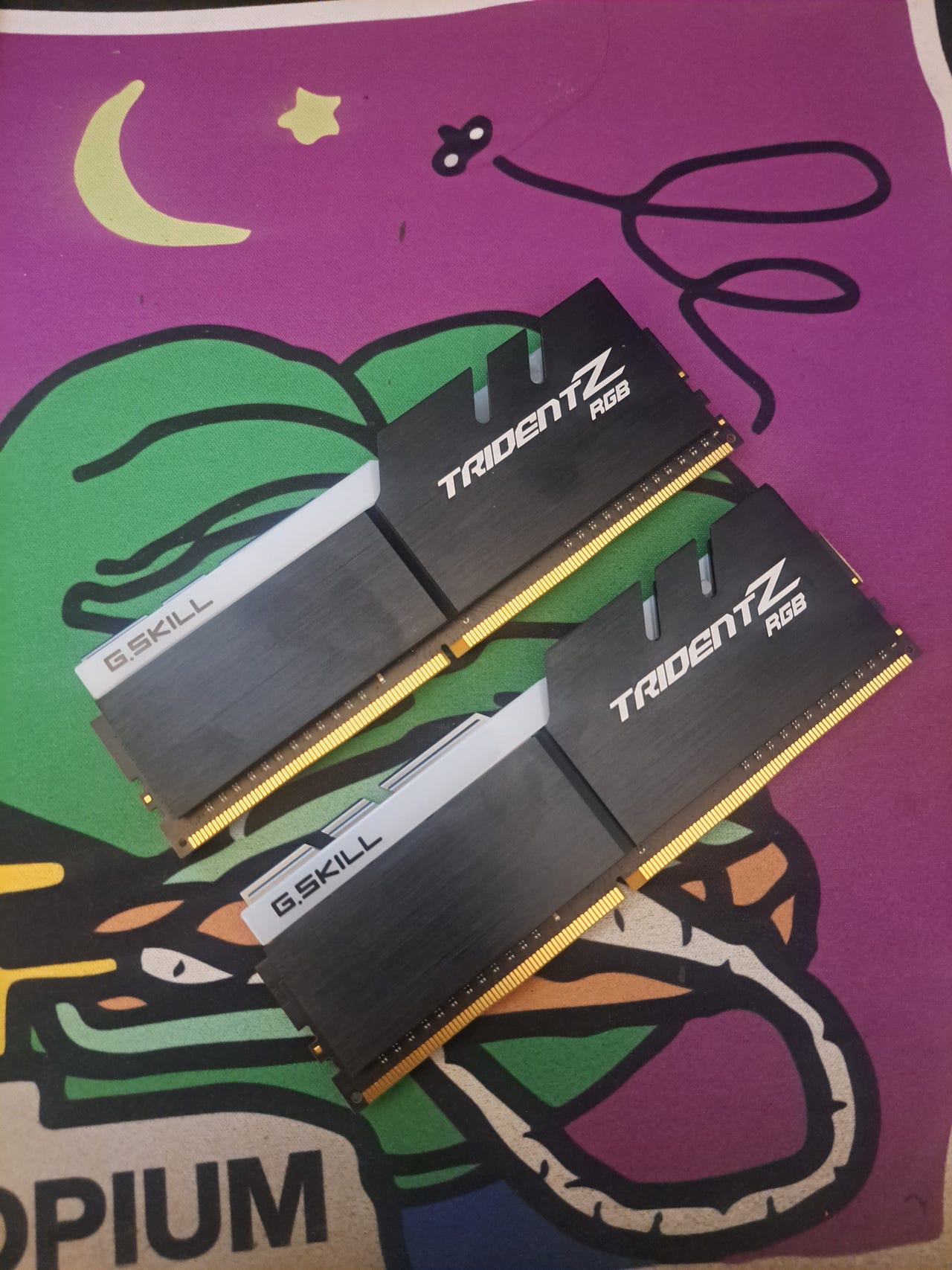 G Skill Trident Z 2x8gb (16gb) 3000mhz | Tori