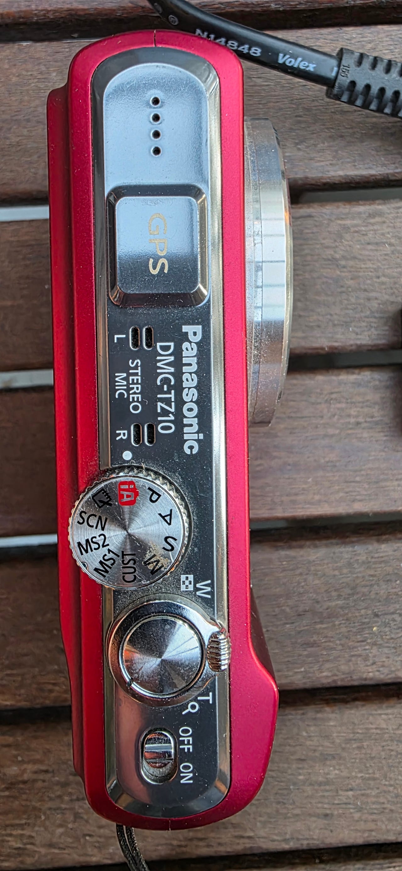 Panasonic Lumix DMC-TZ10 punainen digikamera | Tori